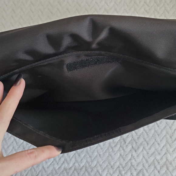 Calvin Klein CK Y2K Crossbody Messenger Computer Bag - Picture 10 of 14